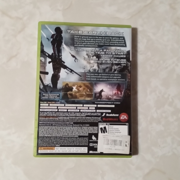XBOX 360 MASS EFFECT 3 video game - Picture 2 of 5